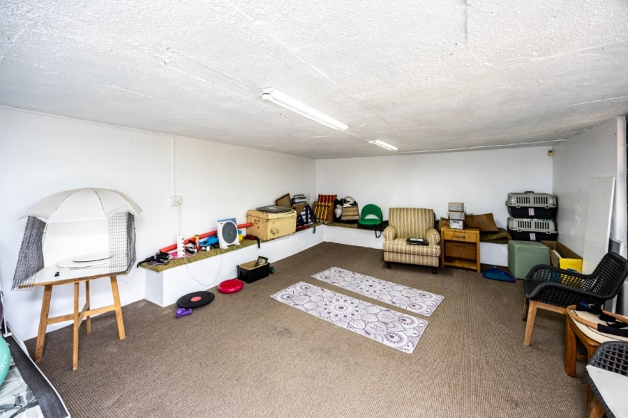 4 Bedroom Property for Sale in Beacon Bay Eastern Cape